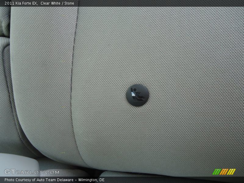 Clear White / Stone 2011 Kia Forte EX
