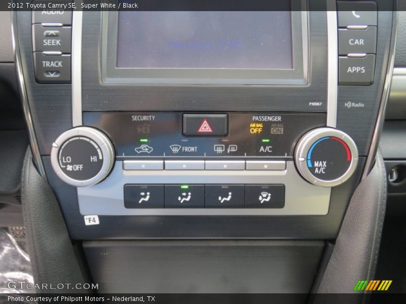 Super White / Black 2012 Toyota Camry SE