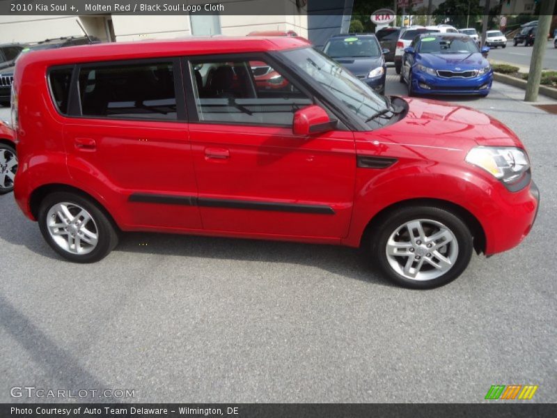 Molten Red / Black Soul Logo Cloth 2010 Kia Soul +
