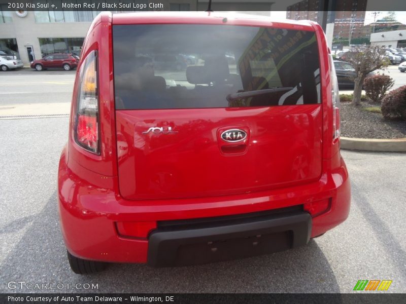 Molten Red / Black Soul Logo Cloth 2010 Kia Soul +