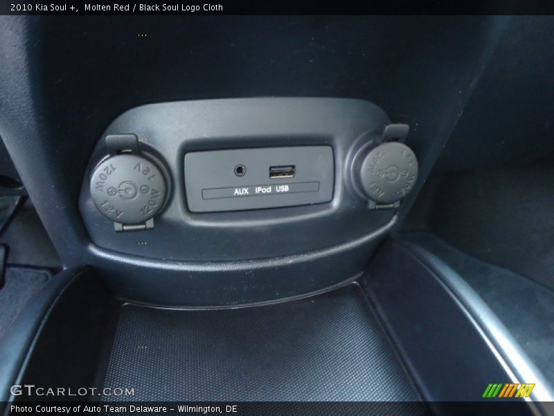 Molten Red / Black Soul Logo Cloth 2010 Kia Soul +