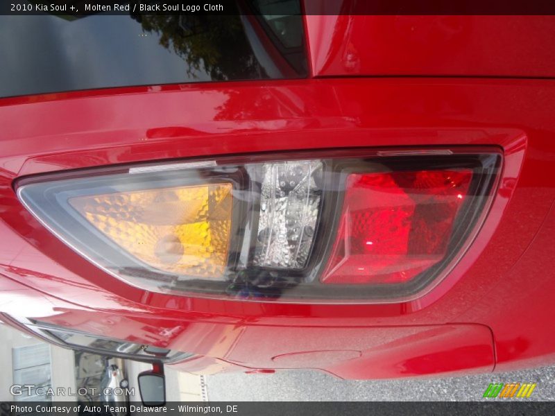 Molten Red / Black Soul Logo Cloth 2010 Kia Soul +