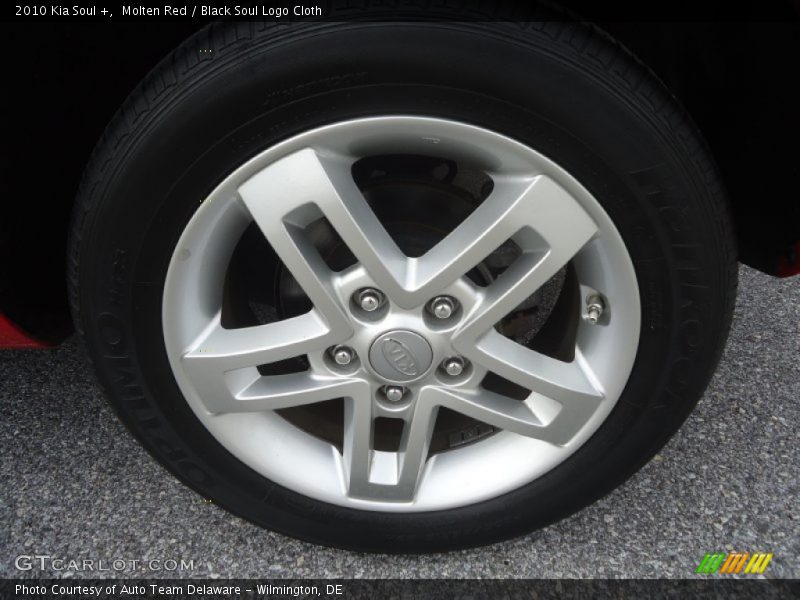 Molten Red / Black Soul Logo Cloth 2010 Kia Soul +
