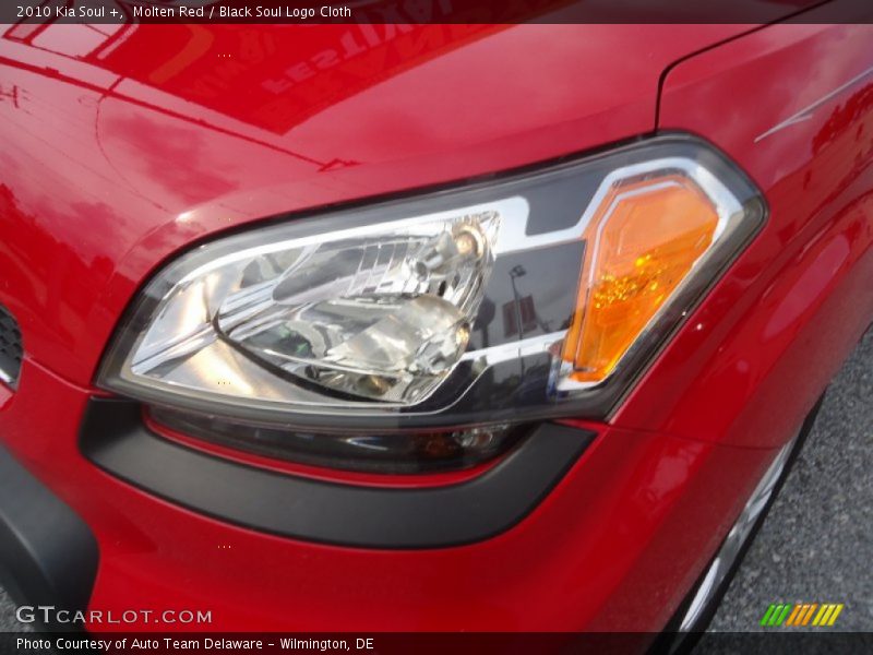 Molten Red / Black Soul Logo Cloth 2010 Kia Soul +