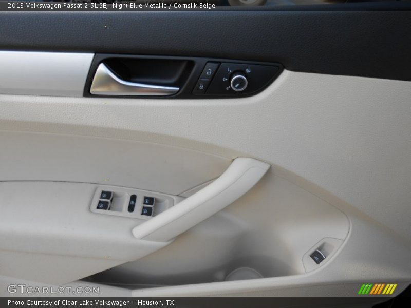 Night Blue Metallic / Cornsilk Beige 2013 Volkswagen Passat 2.5L SE