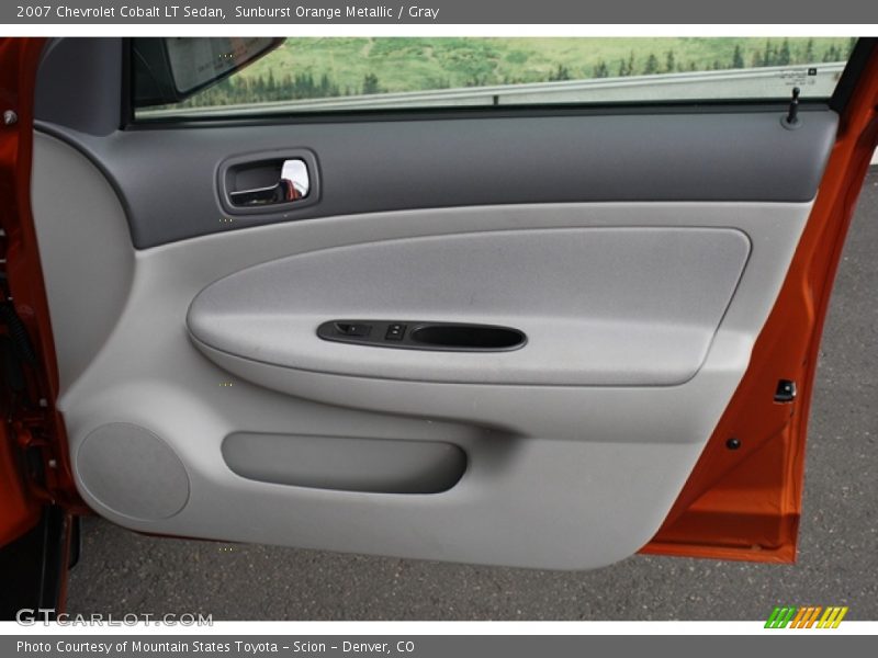 Sunburst Orange Metallic / Gray 2007 Chevrolet Cobalt LT Sedan