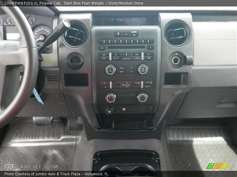 Dark Blue Pearl Metallic / Stone/Medium Stone 2009 Ford F150 XL Regular Cab