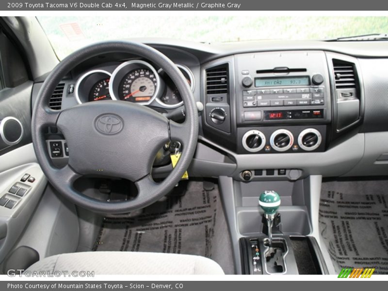 Magnetic Gray Metallic / Graphite Gray 2009 Toyota Tacoma V6 Double Cab 4x4