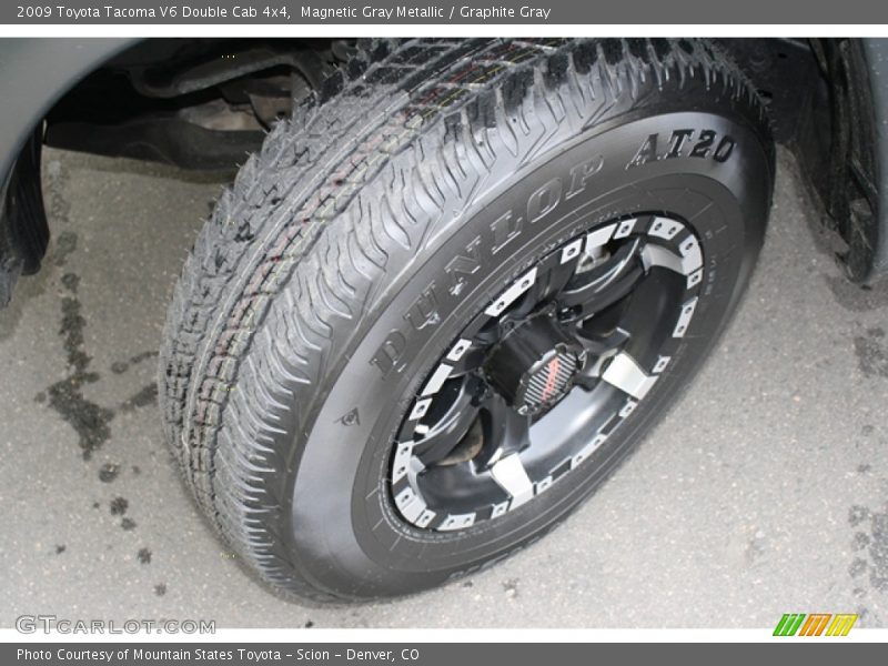 Magnetic Gray Metallic / Graphite Gray 2009 Toyota Tacoma V6 Double Cab 4x4