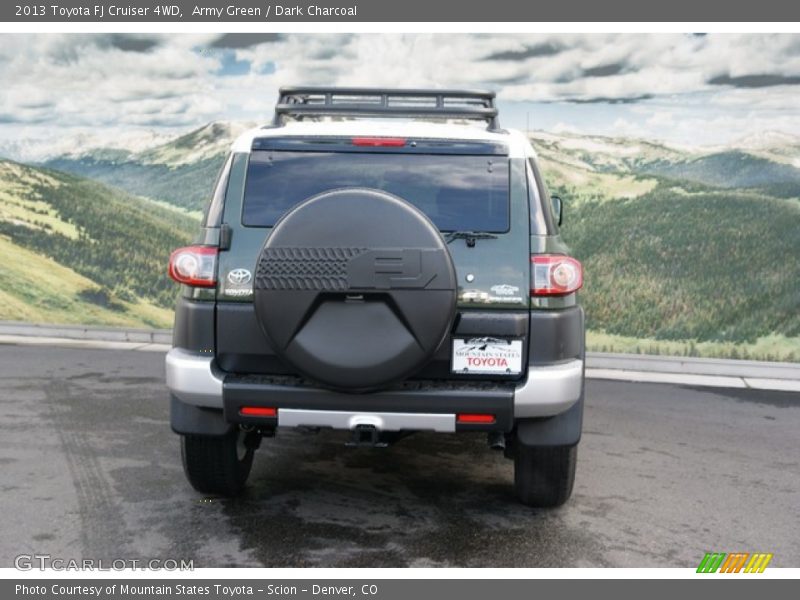 Army Green / Dark Charcoal 2013 Toyota FJ Cruiser 4WD