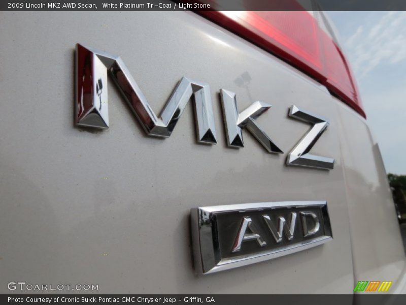 White Platinum Tri-Coat / Light Stone 2009 Lincoln MKZ AWD Sedan