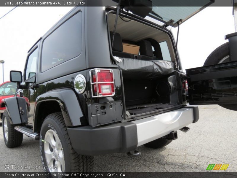 Black / Black 2013 Jeep Wrangler Sahara 4x4