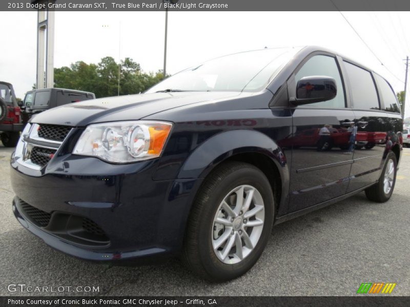 True Blue Pearl / Black/Light Graystone 2013 Dodge Grand Caravan SXT