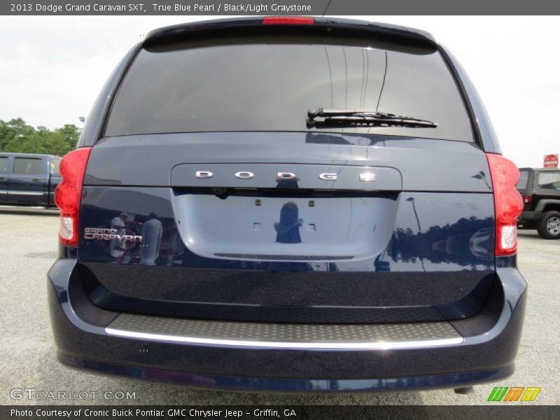 True Blue Pearl / Black/Light Graystone 2013 Dodge Grand Caravan SXT