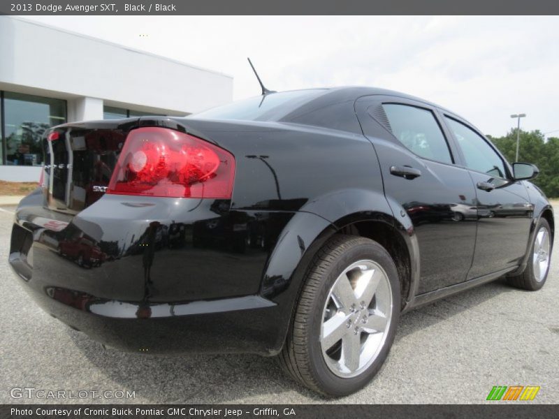 Black / Black 2013 Dodge Avenger SXT