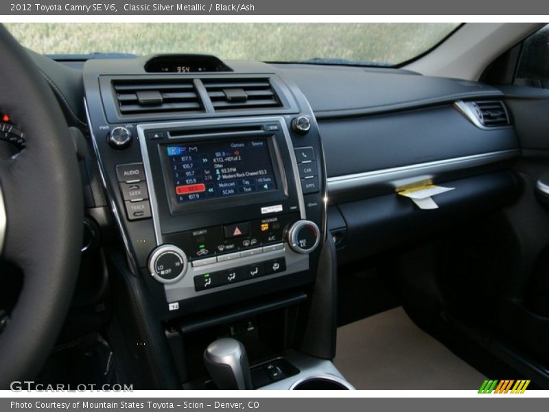 Classic Silver Metallic / Black/Ash 2012 Toyota Camry SE V6