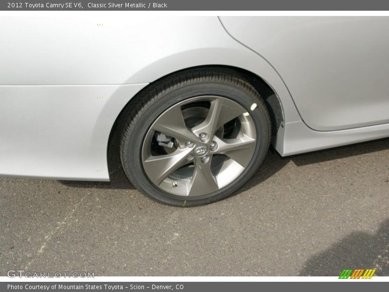Classic Silver Metallic / Black 2012 Toyota Camry SE V6