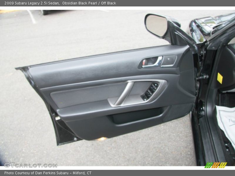 Obsidian Black Pearl / Off Black 2009 Subaru Legacy 2.5i Sedan