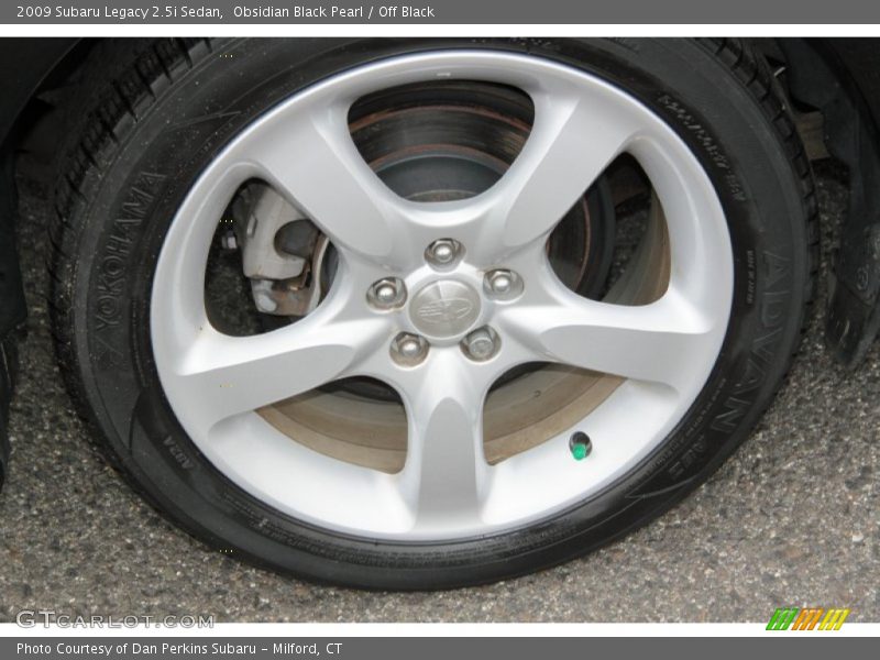 Obsidian Black Pearl / Off Black 2009 Subaru Legacy 2.5i Sedan