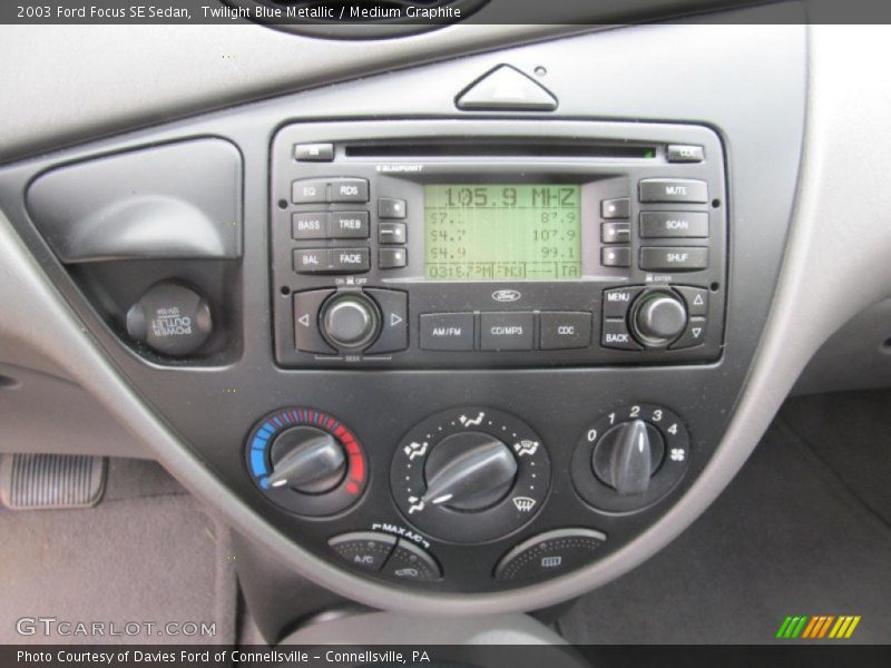 Twilight Blue Metallic / Medium Graphite 2003 Ford Focus SE Sedan