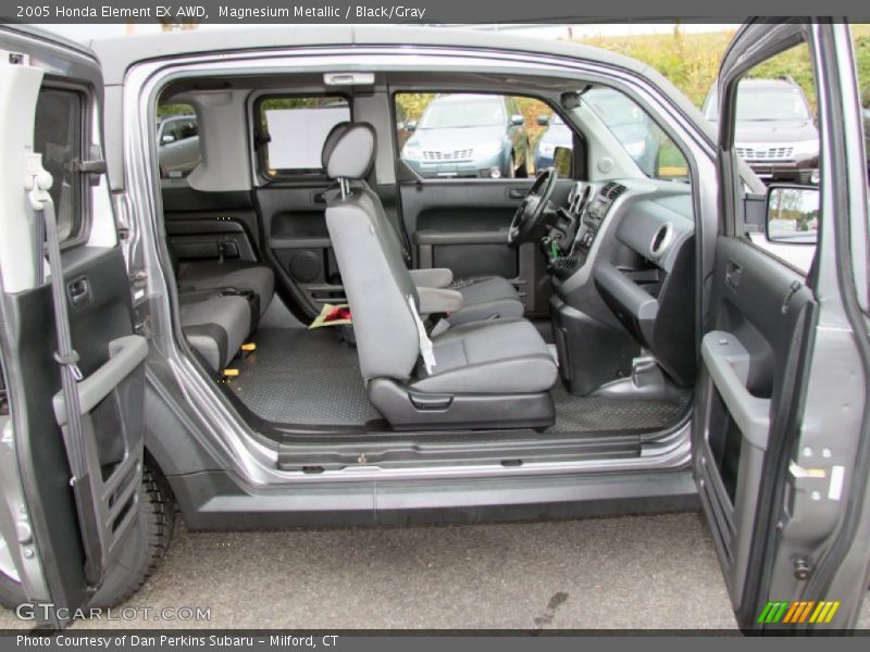  2005 Element EX AWD Black/Gray Interior