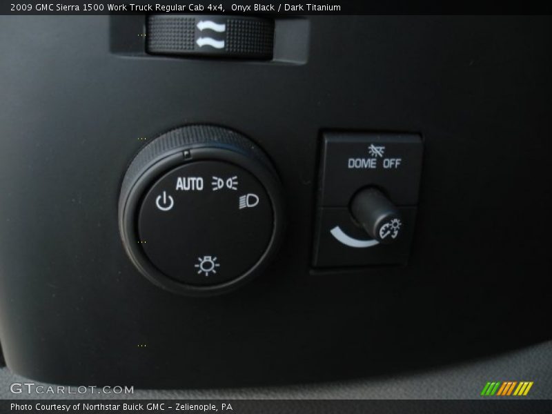 Onyx Black / Dark Titanium 2009 GMC Sierra 1500 Work Truck Regular Cab 4x4