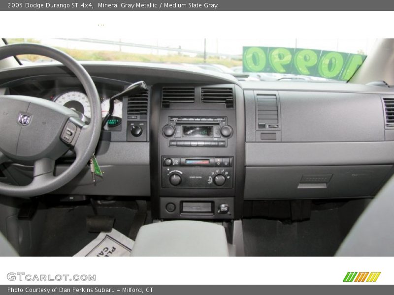 Mineral Gray Metallic / Medium Slate Gray 2005 Dodge Durango ST 4x4