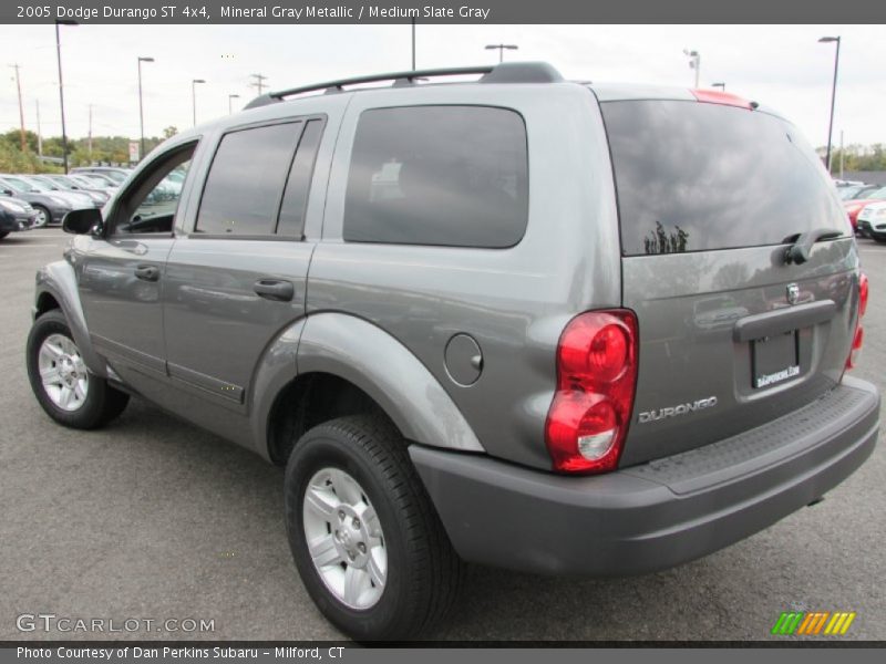 Mineral Gray Metallic / Medium Slate Gray 2005 Dodge Durango ST 4x4