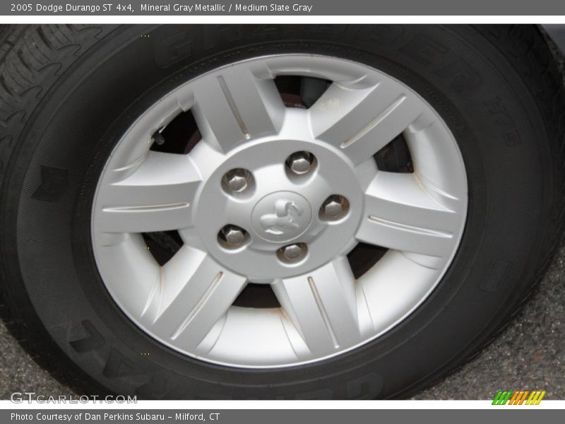 Mineral Gray Metallic / Medium Slate Gray 2005 Dodge Durango ST 4x4