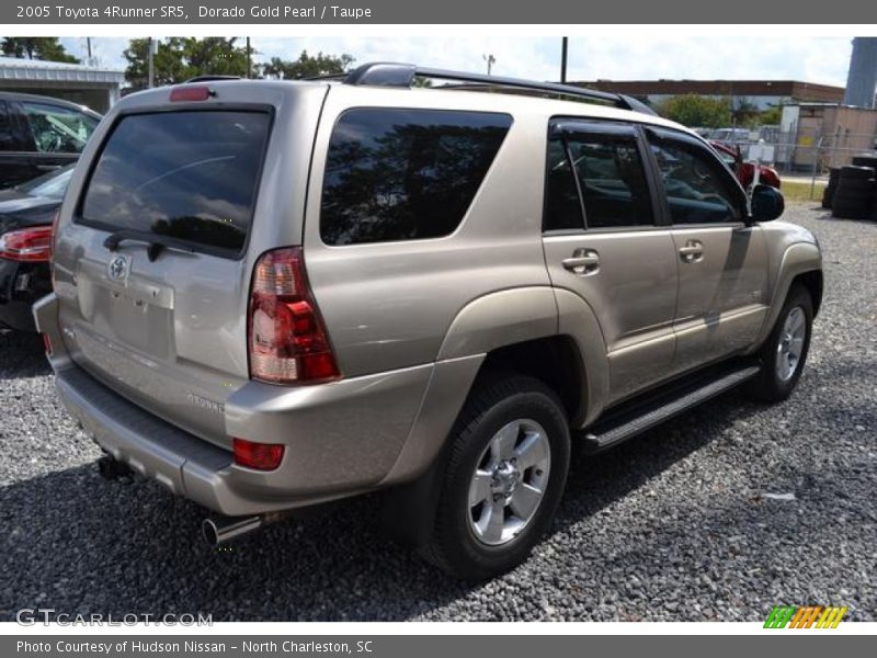 Dorado Gold Pearl / Taupe 2005 Toyota 4Runner SR5