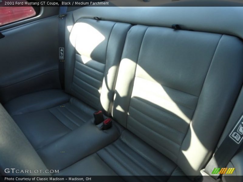 Black / Medium Parchment 2001 Ford Mustang GT Coupe