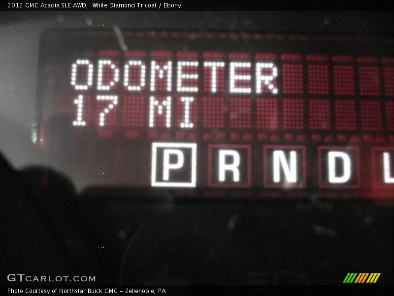 White Diamond Tricoat / Ebony 2012 GMC Acadia SLE AWD