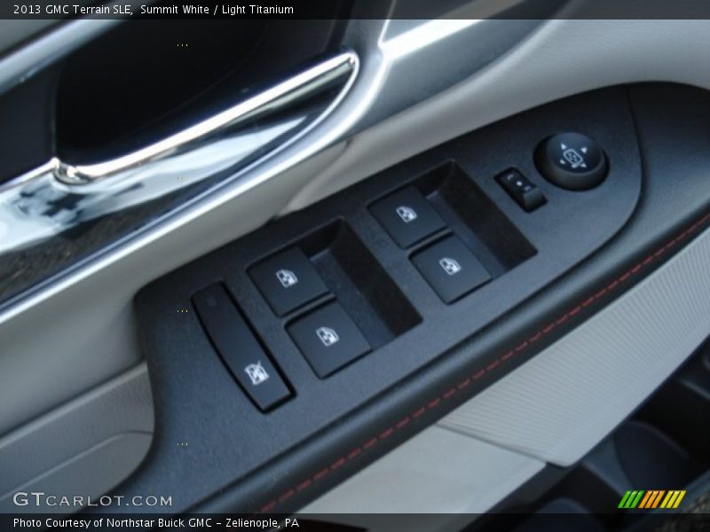 Summit White / Light Titanium 2013 GMC Terrain SLE