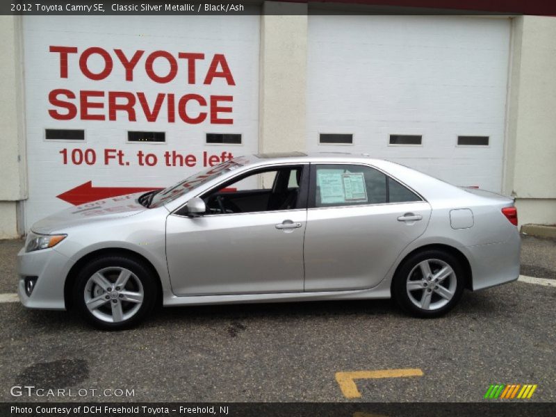 Classic Silver Metallic / Black/Ash 2012 Toyota Camry SE