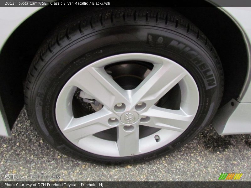 Classic Silver Metallic / Black/Ash 2012 Toyota Camry SE