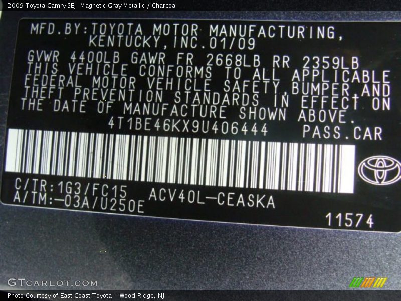 Magnetic Gray Metallic / Charcoal 2009 Toyota Camry SE