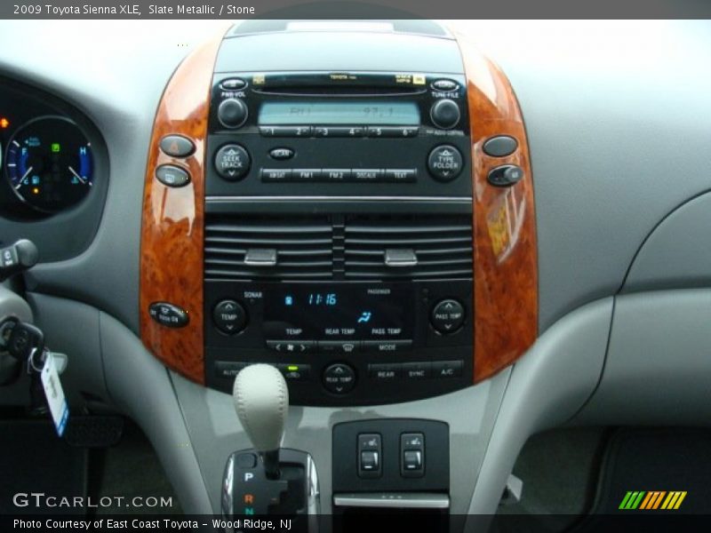 Slate Metallic / Stone 2009 Toyota Sienna XLE