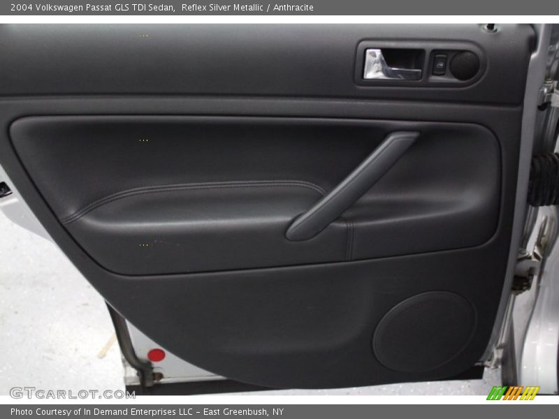 Reflex Silver Metallic / Anthracite 2004 Volkswagen Passat GLS TDI Sedan