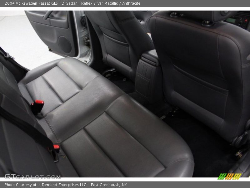 Reflex Silver Metallic / Anthracite 2004 Volkswagen Passat GLS TDI Sedan
