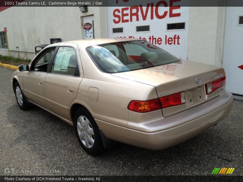 Cashmere Beige Metallic / Oak 2001 Toyota Camry LE