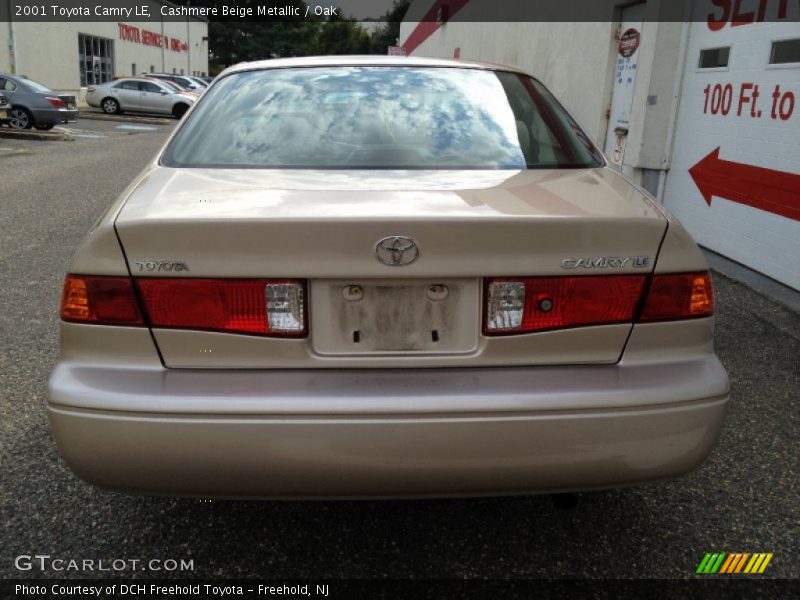 Cashmere Beige Metallic / Oak 2001 Toyota Camry LE