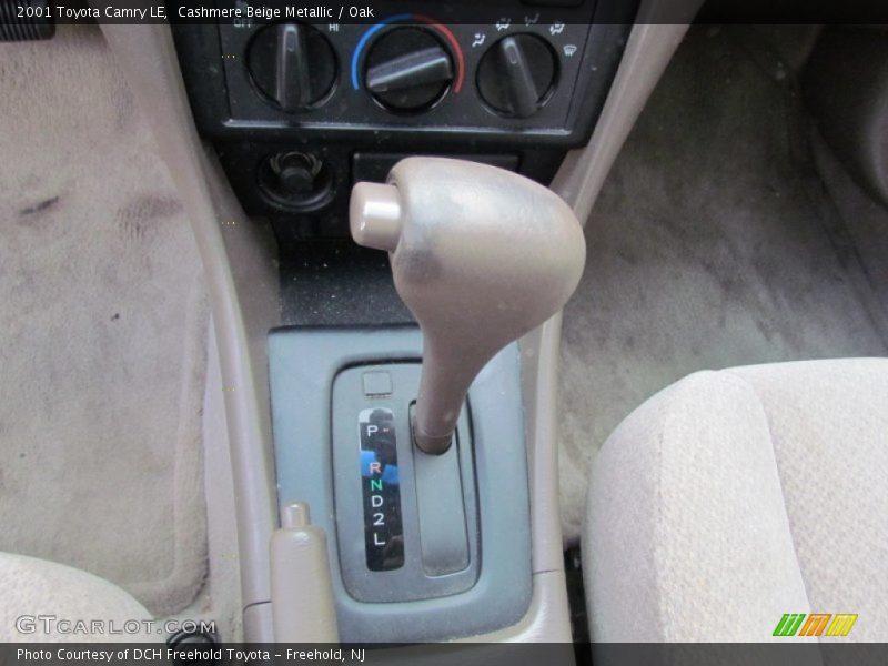Cashmere Beige Metallic / Oak 2001 Toyota Camry LE