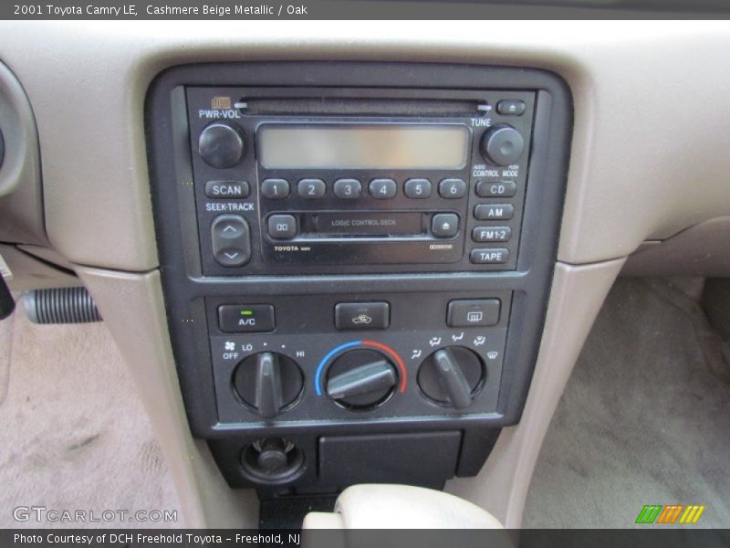 Cashmere Beige Metallic / Oak 2001 Toyota Camry LE