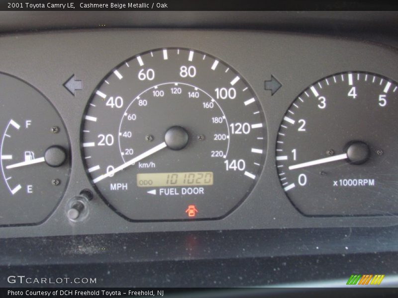 Cashmere Beige Metallic / Oak 2001 Toyota Camry LE