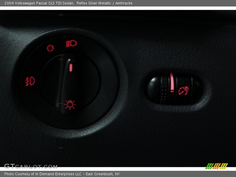 Reflex Silver Metallic / Anthracite 2004 Volkswagen Passat GLS TDI Sedan