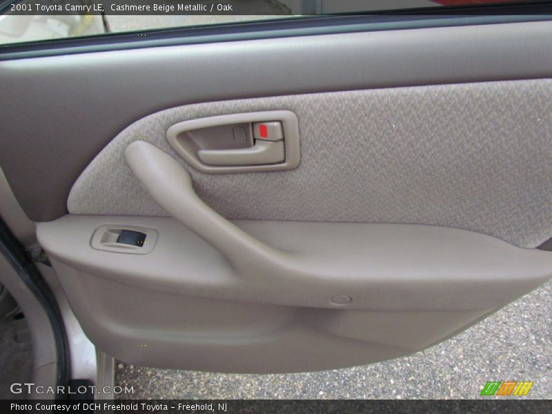 Cashmere Beige Metallic / Oak 2001 Toyota Camry LE