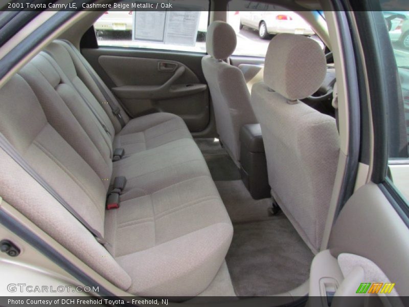 Cashmere Beige Metallic / Oak 2001 Toyota Camry LE