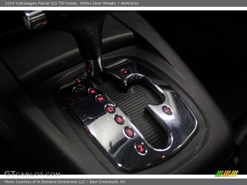 Reflex Silver Metallic / Anthracite 2004 Volkswagen Passat GLS TDI Sedan