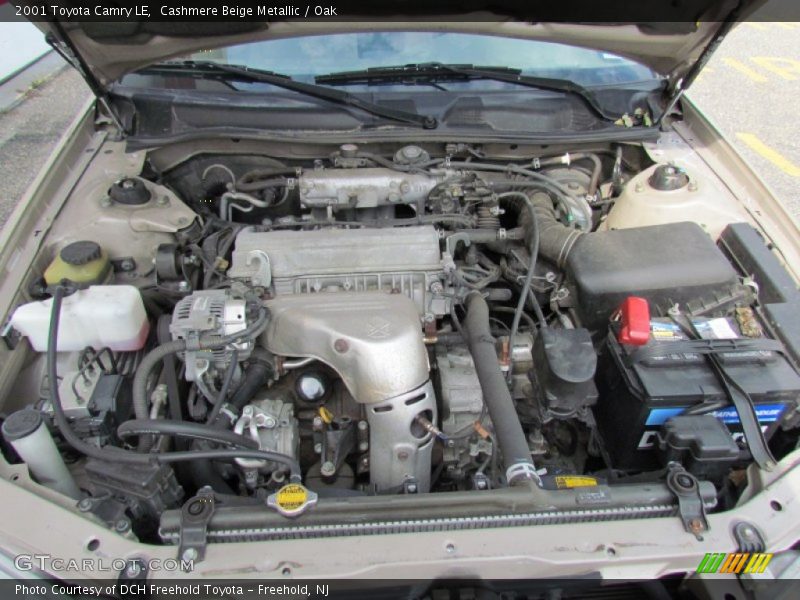 Cashmere Beige Metallic / Oak 2001 Toyota Camry LE