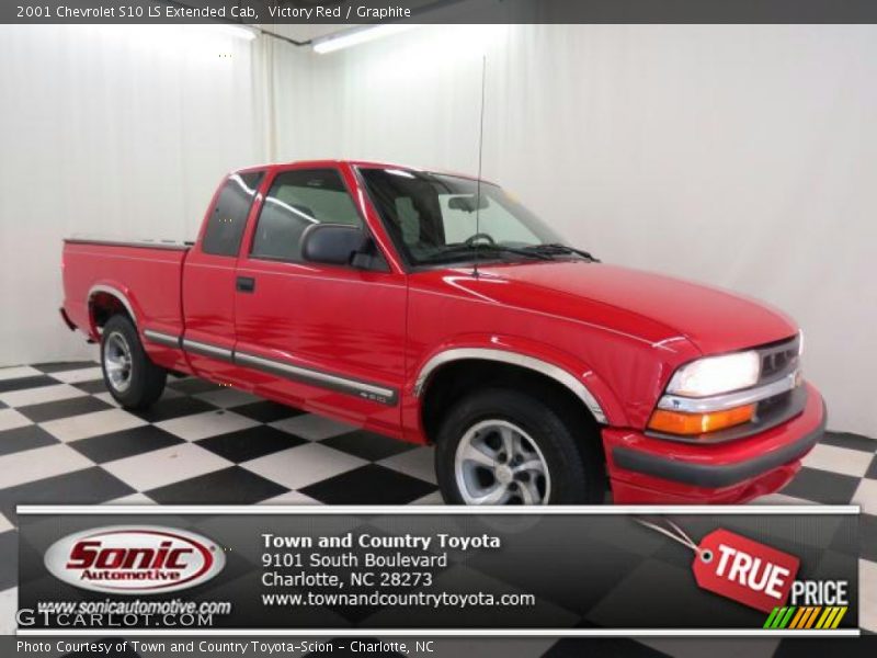 Victory Red / Graphite 2001 Chevrolet S10 LS Extended Cab